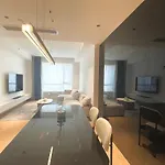 Zhome-Count Luxury Apartment