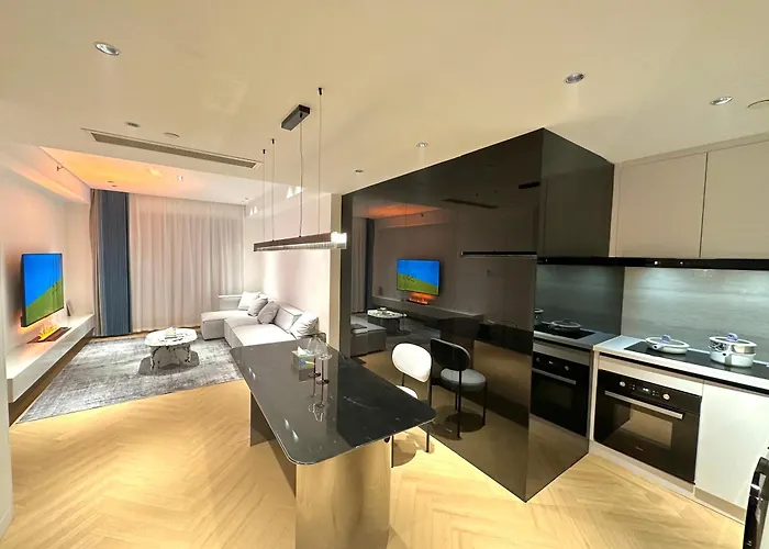 Zhome-Count Luxury Apartment