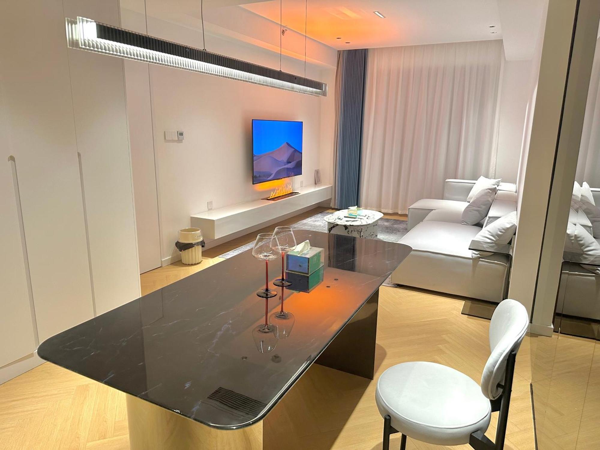 Zhome-count Luxury